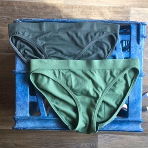 Attributes Bikini Underwear (2)